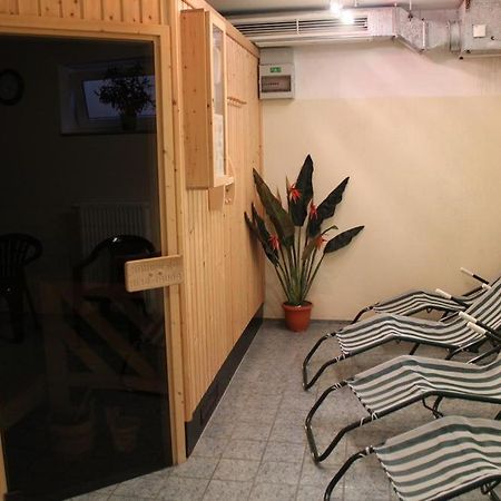 Mueritz Landhotel Gruener Baum Gotthun Экстерьер фото