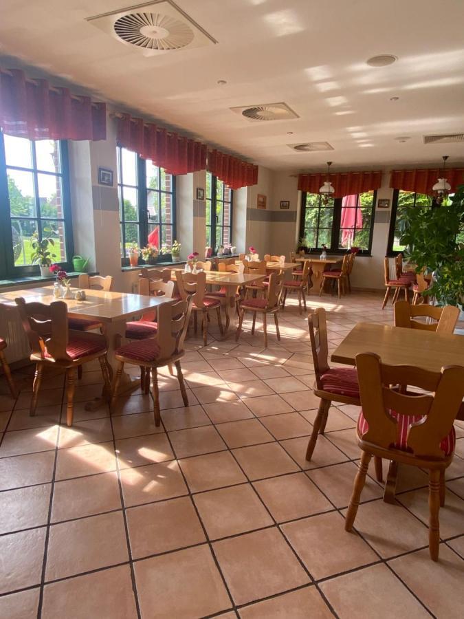 Mueritz Landhotel Gruener Baum Gotthun Экстерьер фото